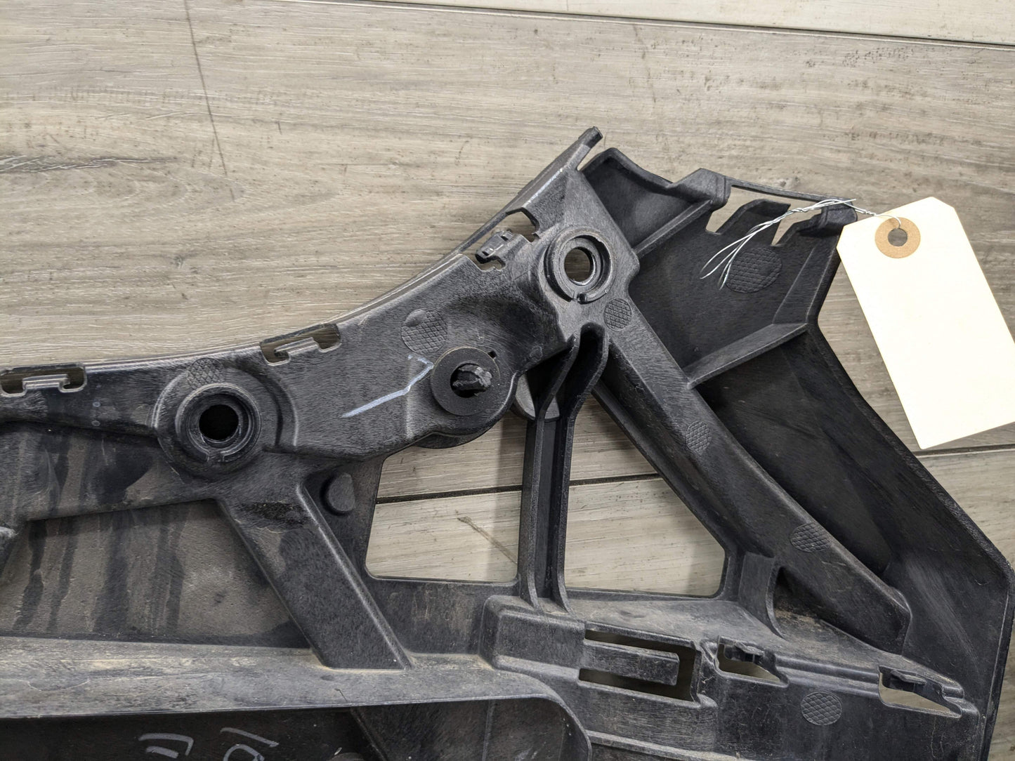 19-21 OEM BMW G20 330 Rear Bumper Passenger Guide Support Carrier Panel