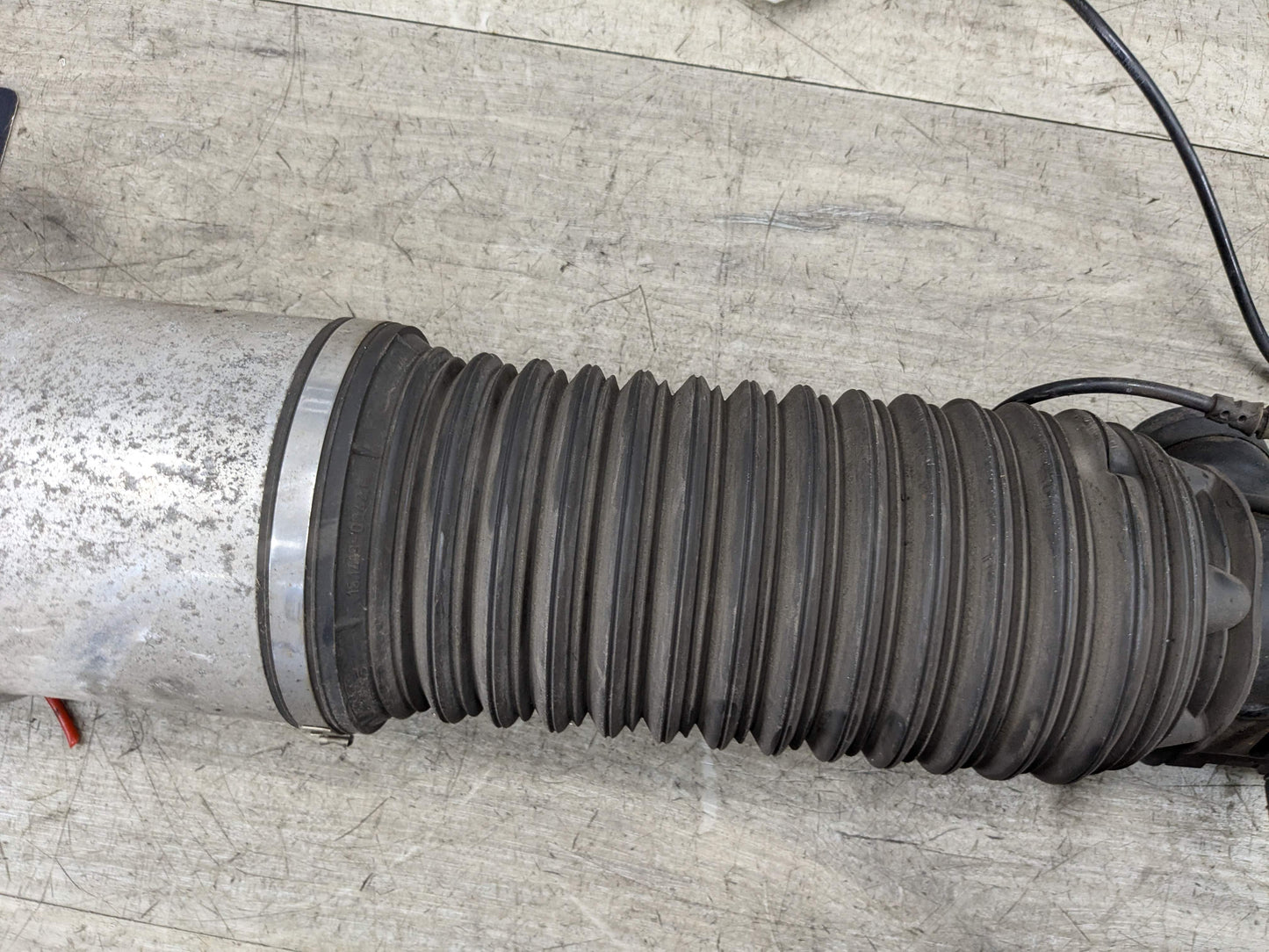 09-12 OEM BMW F02 740 750 B7 REAR Left Driver Air Spring Strut Shock Absorber