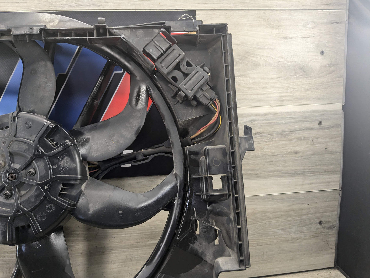 07-13 OEM BMW E88 E90 E92 N54 N55 Engine Radiator Cooling Auxiliary Fan 600W