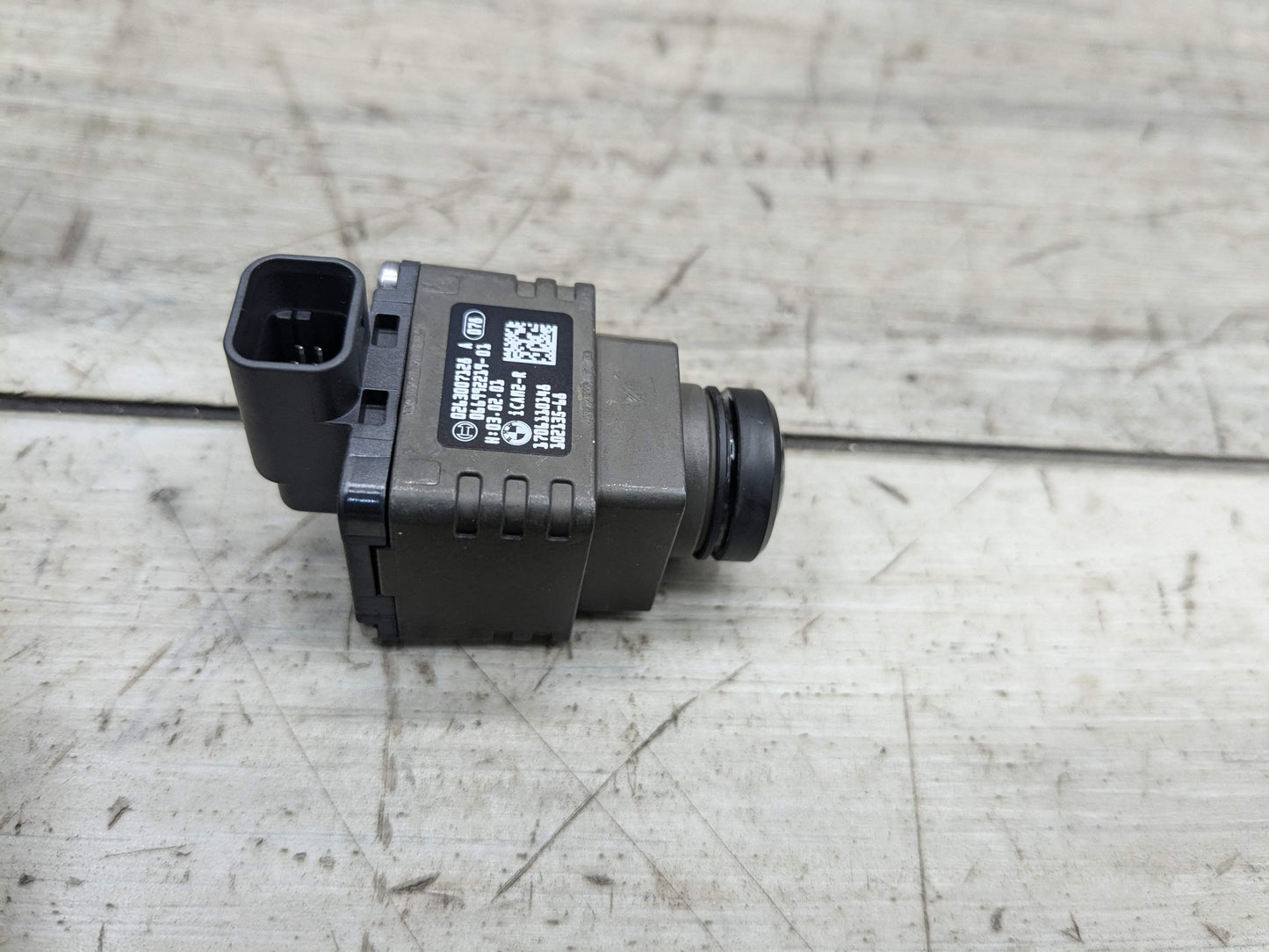 OEM BMW G11 G12 G30 530 540 M550 740 750 Rear View Backup Reverse Camera i-CAM2