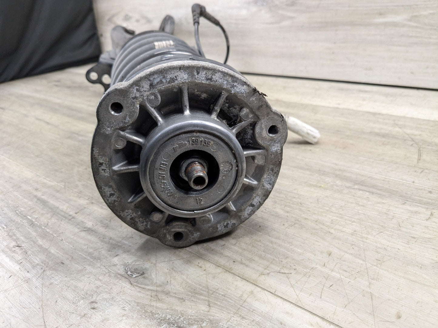 13-15 OEM BMW F01 F02 750 LCI AWD Front Left Driver Suspension Absorber Strut