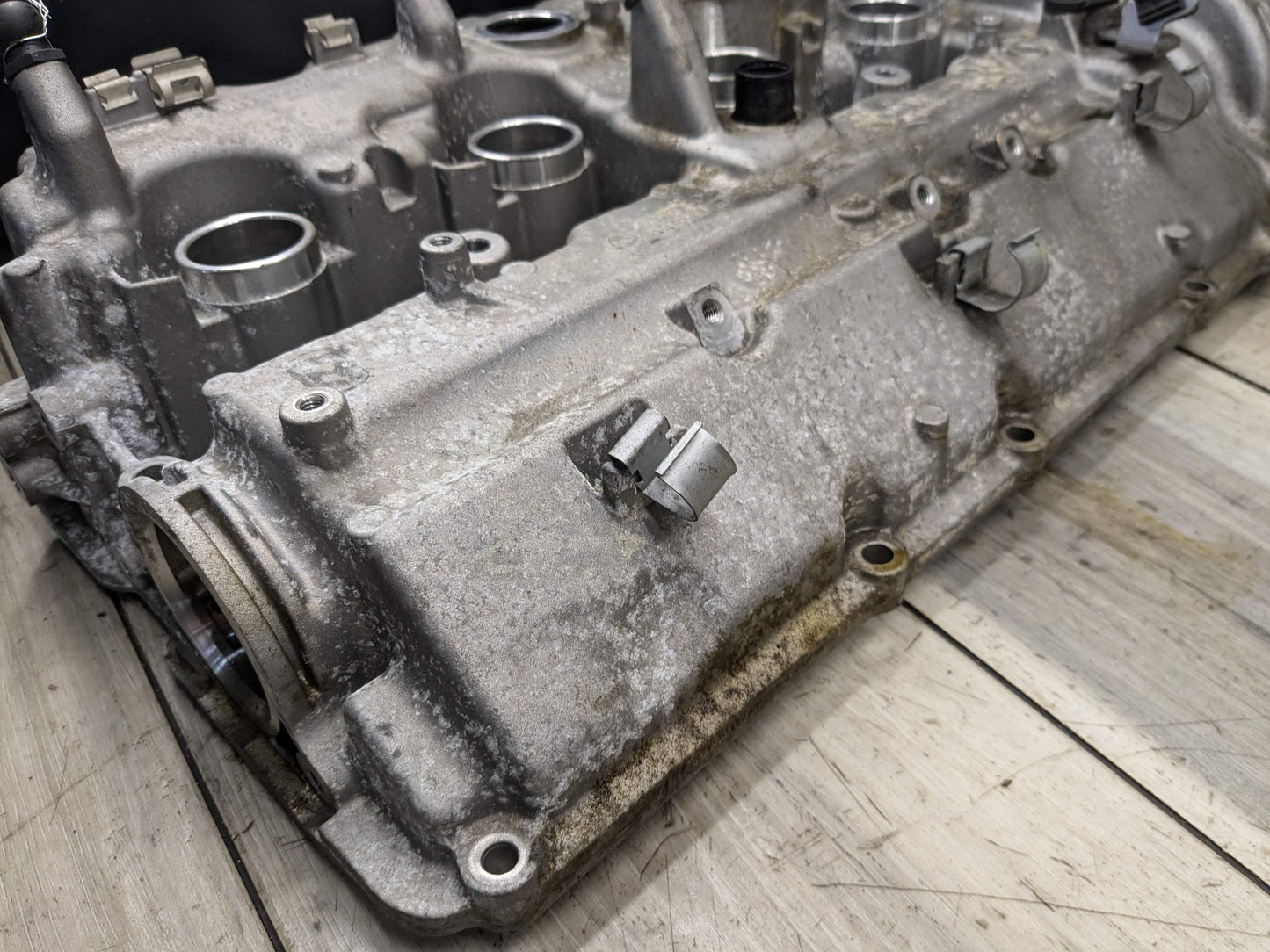 OEM BMW F10 F85 G12 550 750 N63TU S63R Engine Right Passenger Head Valve Cover