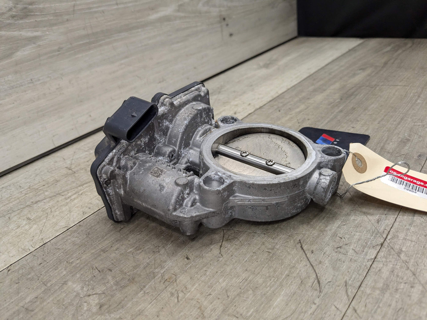 OEM BMW F39 F44 F48 F90 G05 G12 750 G30 M550 M8 Engine B46 N63 S63 Throttle Body