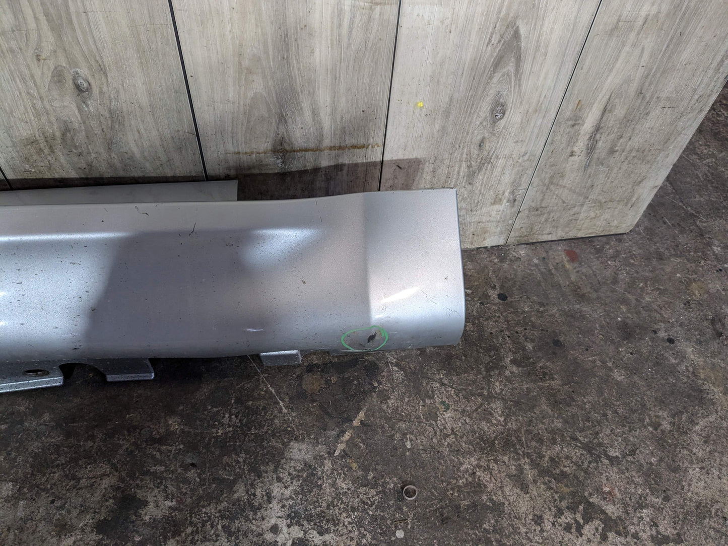 *SCRATCHES* 10-14 OEM BMW E71 X6M Right Passenger Side Skirt Rocker Panel Silver