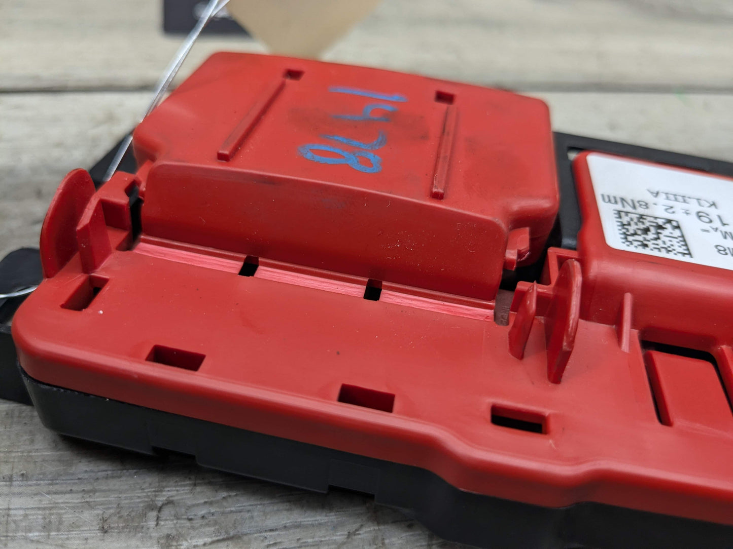 OEM BMW G20 G26 G80 330 M340 Positive Battery Junction Terminal Control Fuse Box