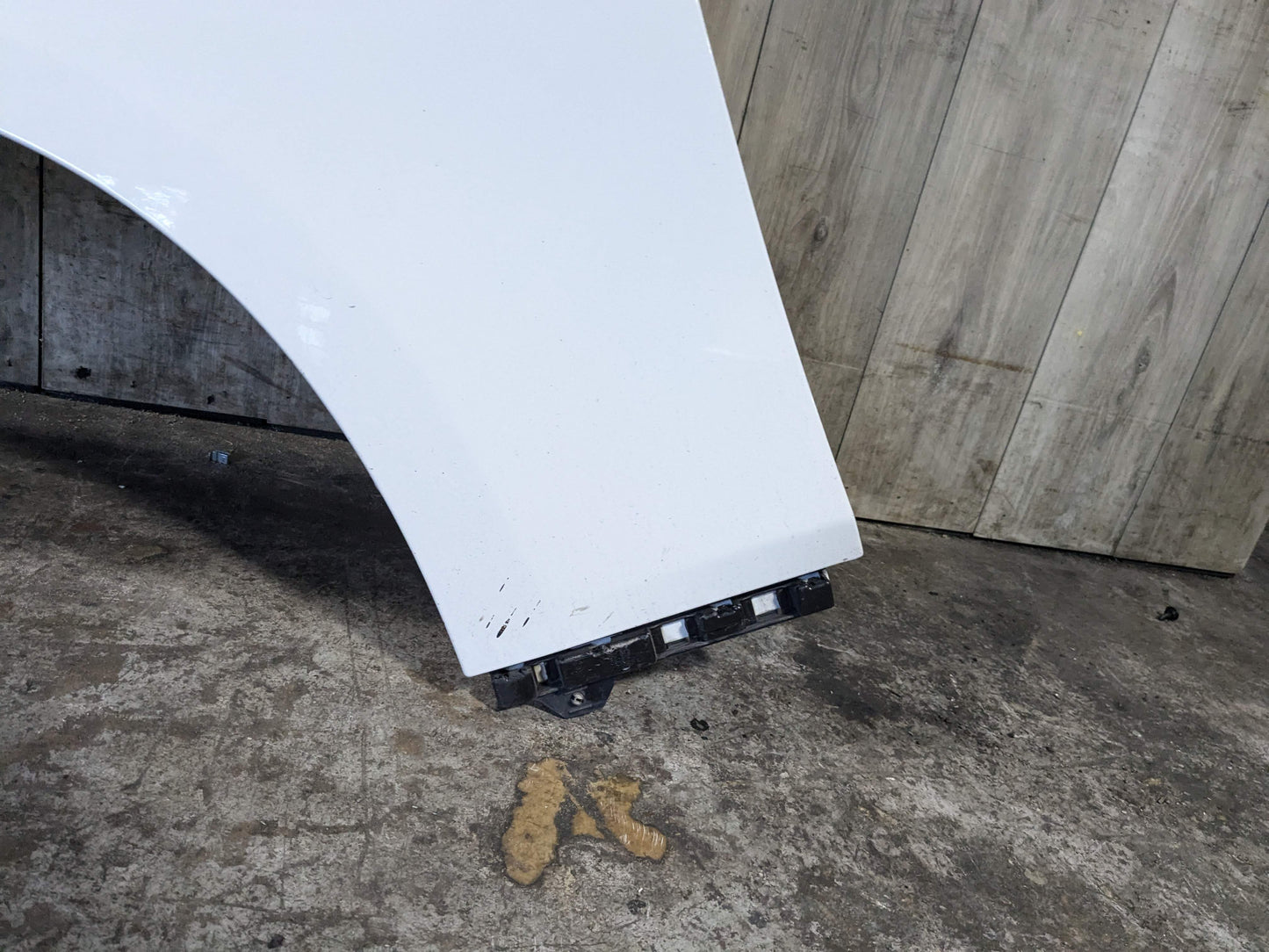 12-18 OEM BMW F30 F31 328 335 340 Sedan Left Driver Side Fender Panel White