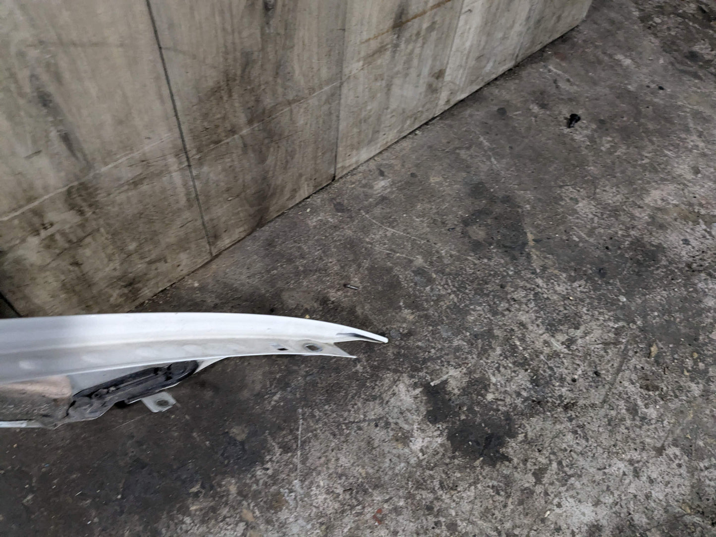12-18 OEM BMW F30 F31 328 335 340 Sedan Left Driver Side Fender Panel White