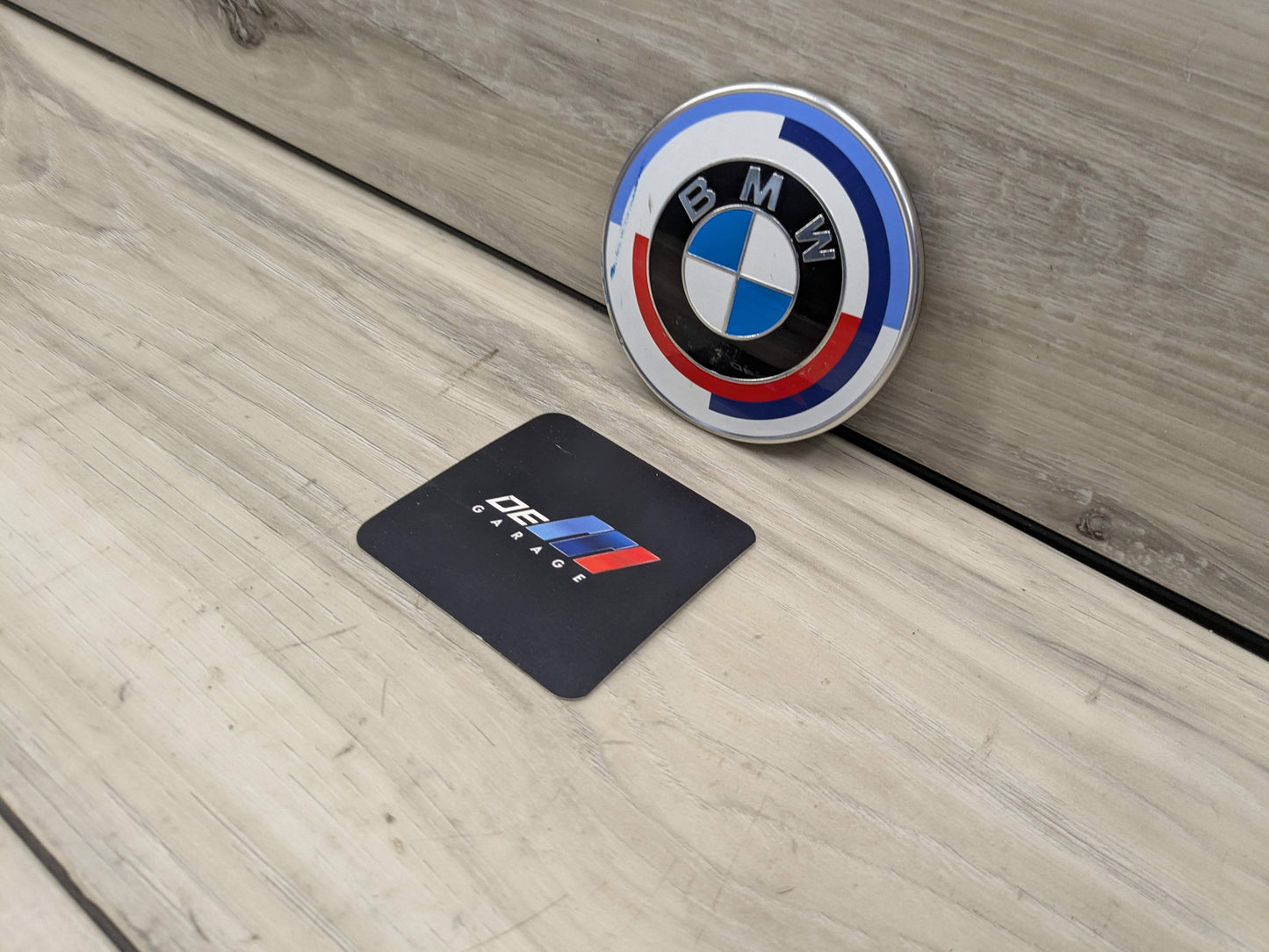 21-25 OEM BMW G22 G23 G42 230 M240 340 M440 Hood Badge 50 years M Diameter 82MM