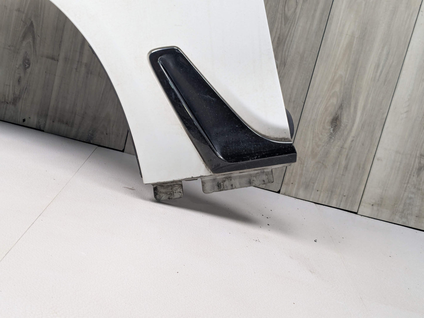 16-19 OEM BMW G11 G12 740 750 Left Driver Side Aluminum Fender Panel White 300