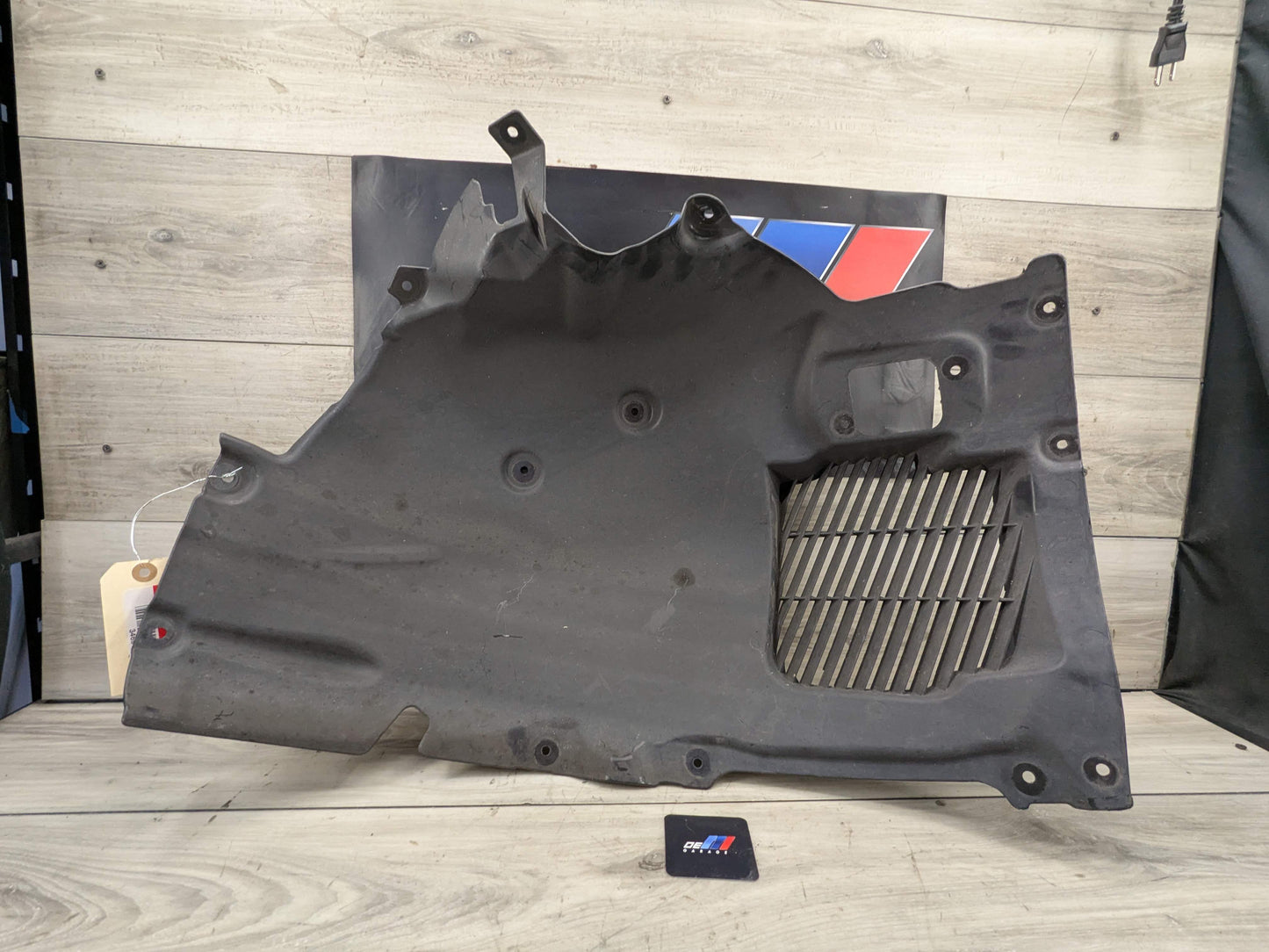 OEM BMW G20 G22 G42 M340 M240 Front Left Driver Fender Liner Wheel Splash Shield