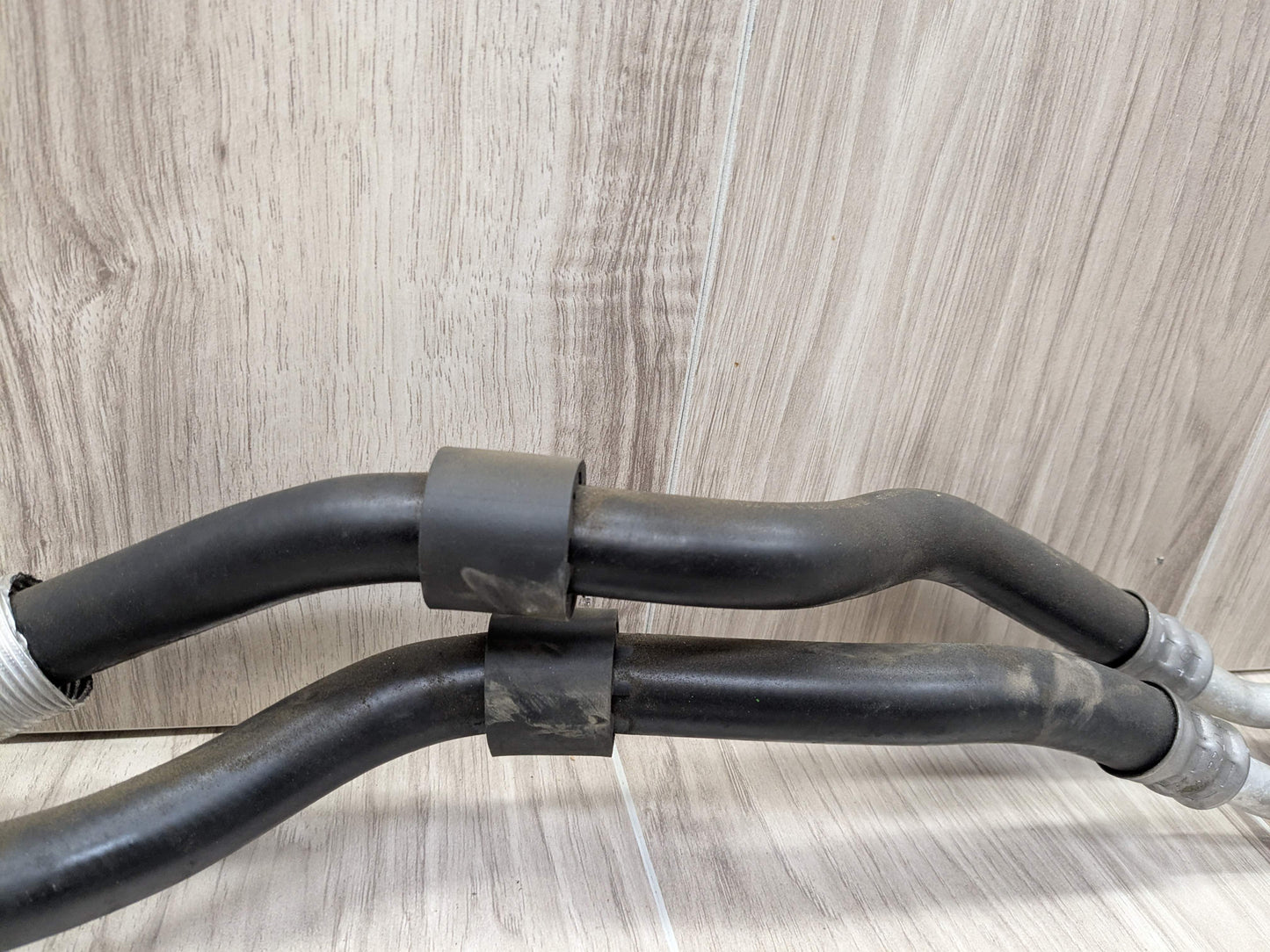 16-19 OEM BMW F90 G11 G12 G30 750 Transmission Oil Cooler Line Return Flow N63R