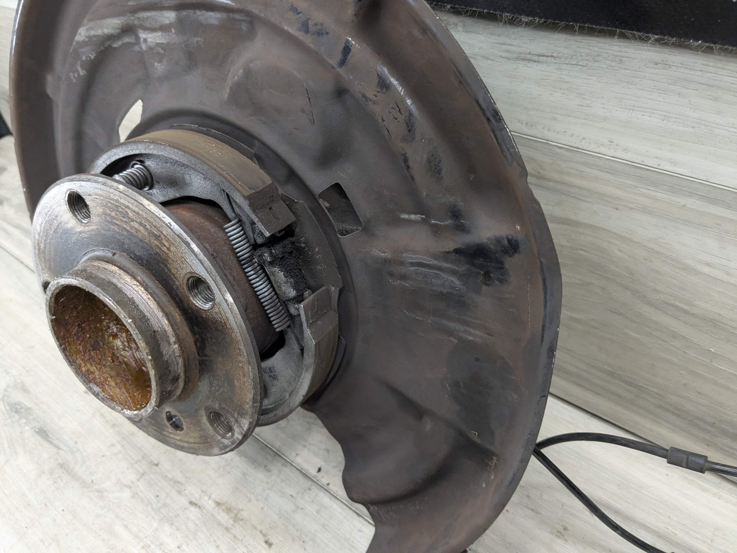 14-20 OEM BMW F22 F23 Rear Left Driver Knuckle Wheel Hub Spindle Bearing