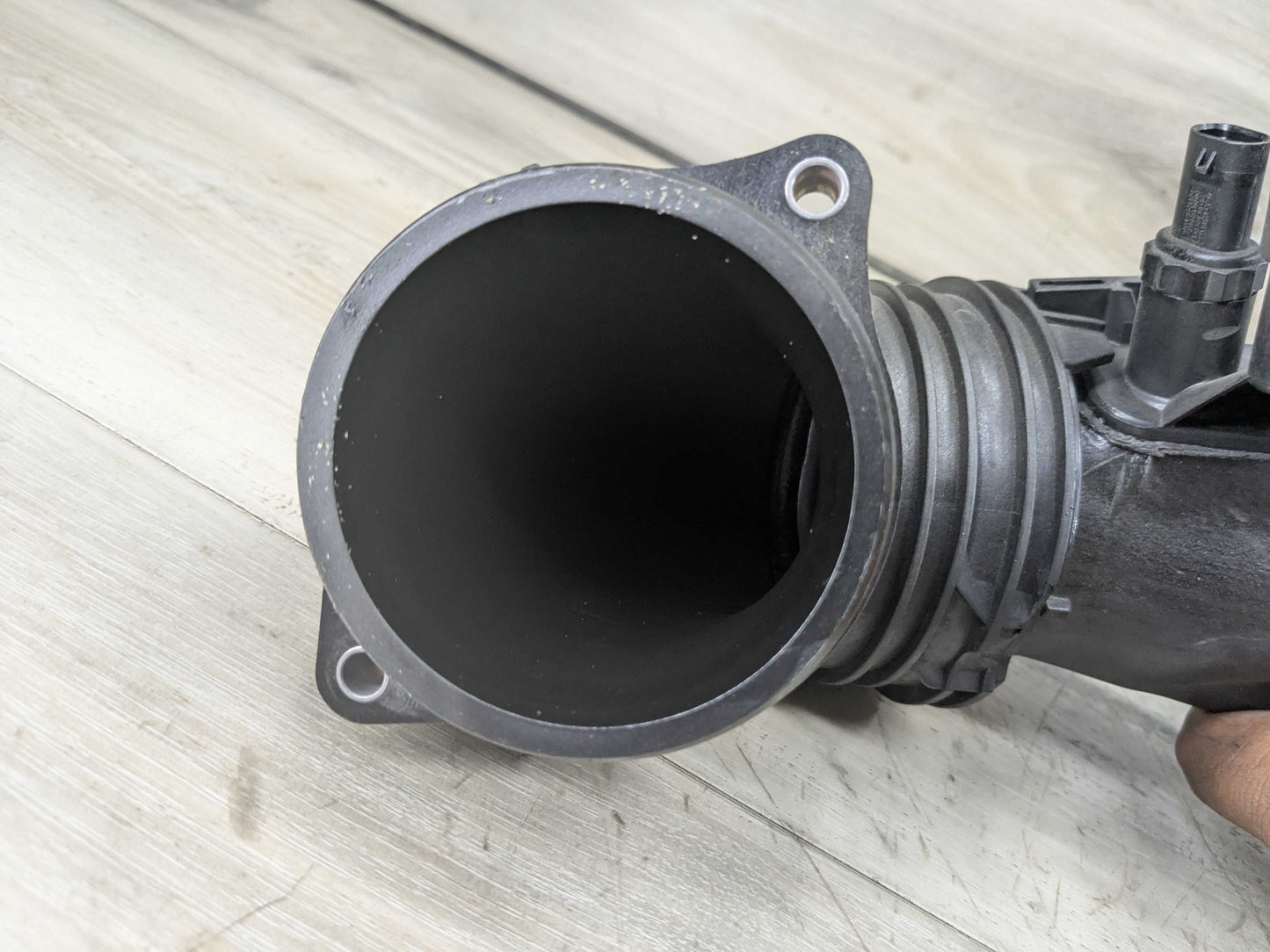 OEM BMW G01 G05 G12 G20 G22 G23 G26 G30 G42 X3 Air Engine B58 Intake Pipe Hose