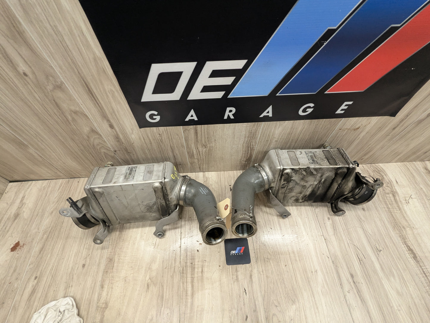 09-12 OEM BMW F01 F02 Alpina B7 B7L N63 Engine Turbocharger Intercooler SET