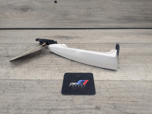 11-18 OEM BMW F25 F26 COMFORT ACCESS Right Passenger Door Handle White