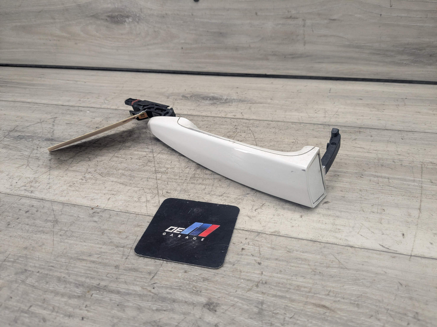 11-18 OEM BMW F25 F26 COMFORT ACCESS Right Passenger Door Handle White