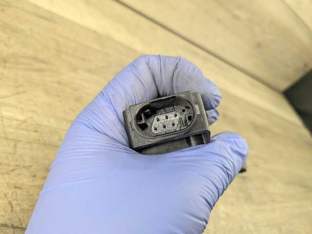 OEM BMW F30 F80 F90 G30 G20 M3 M4 M5 Rear Right Suspension Height Level Sensor