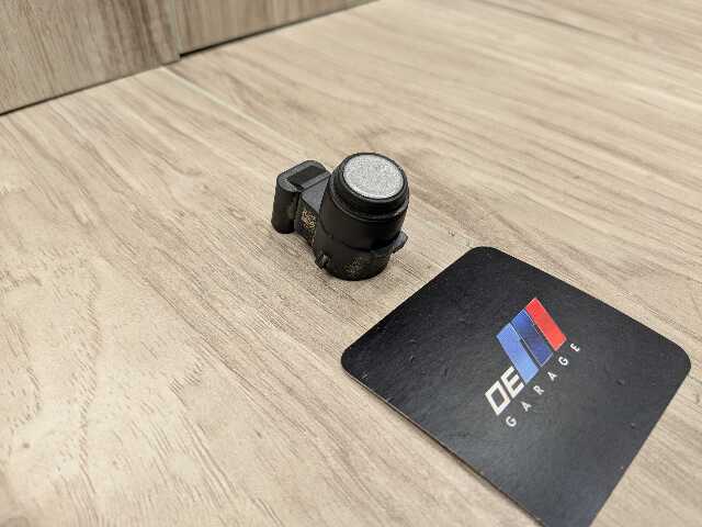 OEM BMW E82 E88 E90 E92 E93 335 Bumper Parking PDC Ultrasonic Sensor Gray A52
