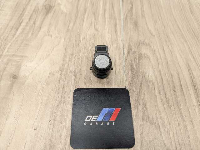 OEM BMW E82 E88 E90 E92 E93 335 Bumper Parking PDC Ultrasonic Sensor Gray A52