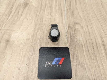 OEM BMW E82 E88 E90 E92 E93 335 Bumper Parking PDC Ultrasonic Sensor Gray A52