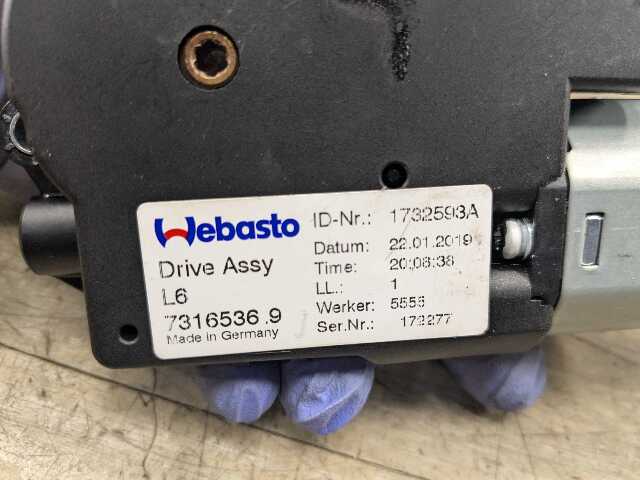 OEM BMW F06 F82 F80 F13 F32 F10 M2 M3 M4 M6 Upper Sunroof Moon Roof Motor Unit