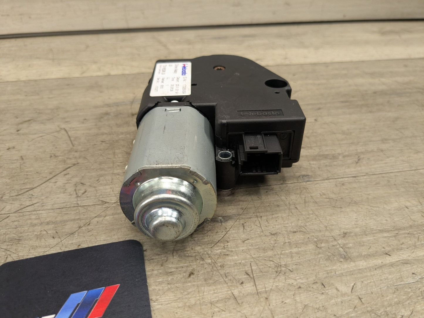 OEM BMW F06 F82 F80 F13 F32 F10 M2 M3 M4 M6 Upper Sunroof Moon Roof Motor Unit
