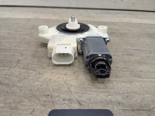 17-22 OEM BMW F90 M5 G30 Rear Left Driver Side Door Window Regulator Motor