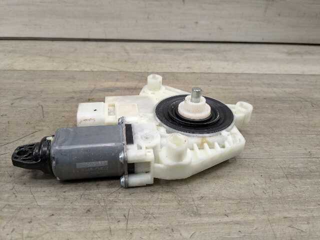 17-22 OEM BMW F90 M5 G30 Rear Left Driver Side Door Window Regulator Motor