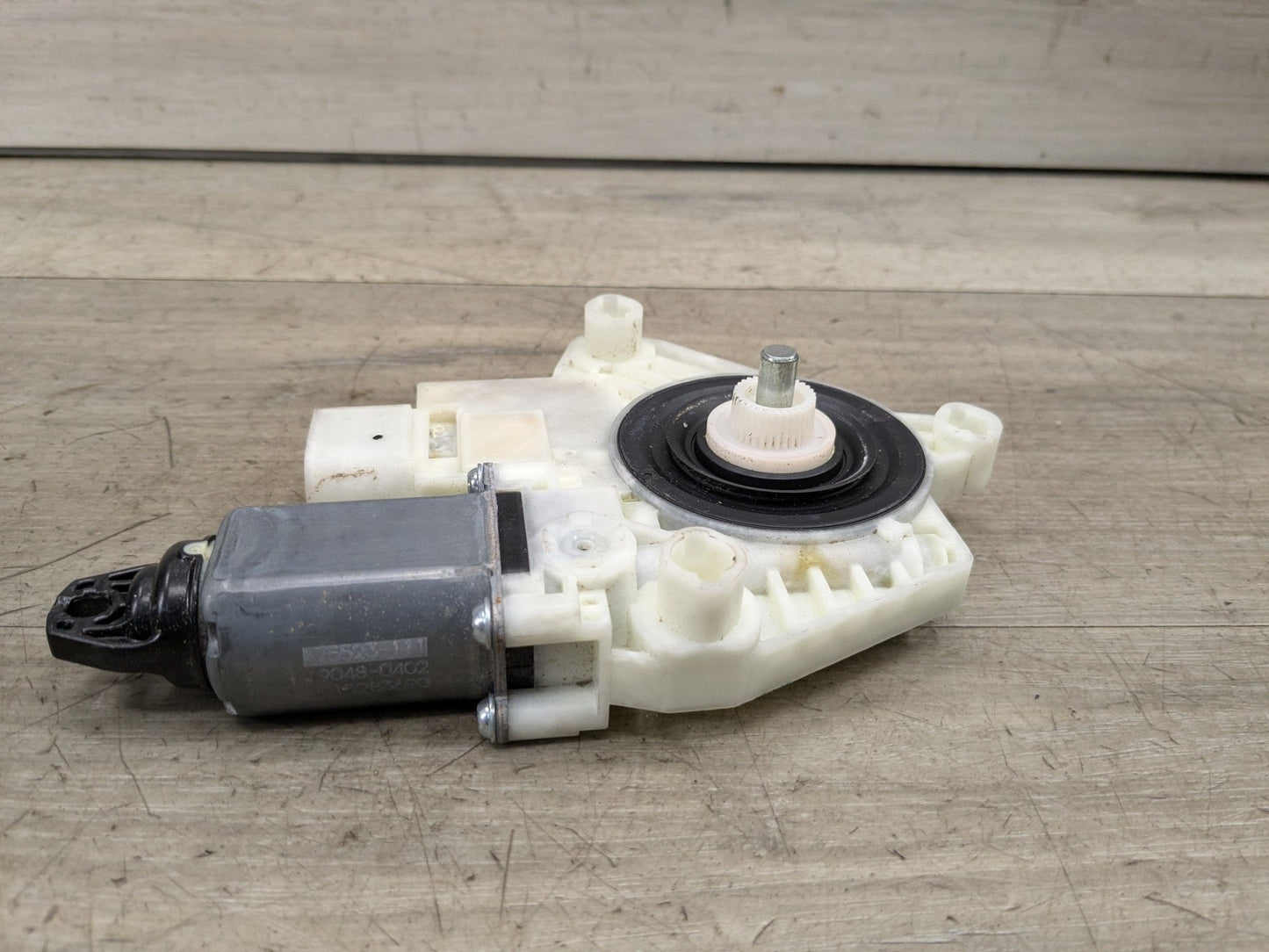 17-22 OEM BMW F90 M5 G30 Rear Left Driver Side Door Window Regulator Motor
