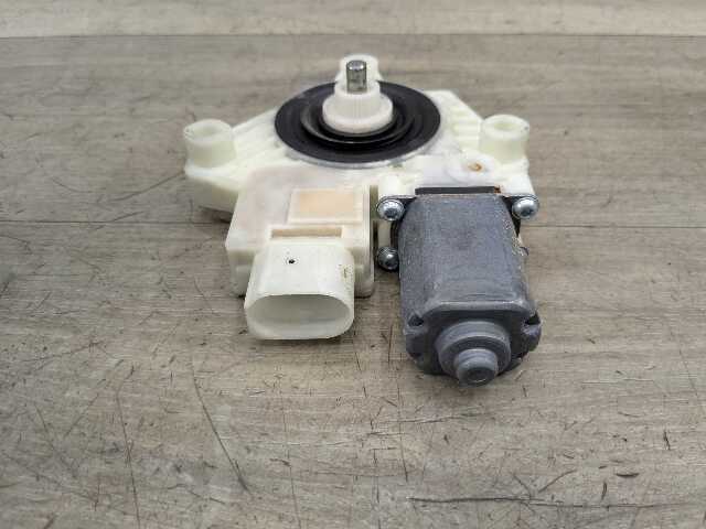 19-22 OEM BMW F90 M5 G30 Rear Right Passenger Side Door Window Regulator Motor
