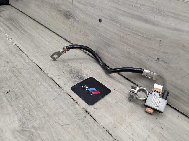 OEM BMW E90 E91 E92 E93 328 330 335 Negative Battery Cable Terminal IBS Sensor