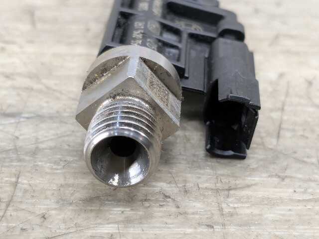 19-24 OEM BMW G12 G30 M550 750 Engine N63R High Pressure Fuel Injector