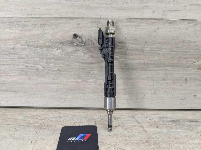 19-24 OEM BMW G12 G30 M550 750 Engine N63R High Pressure Fuel Injector