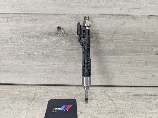 19-24 OEM BMW G12 G30 M550 750 Engine N63R High Pressure Fuel Injector