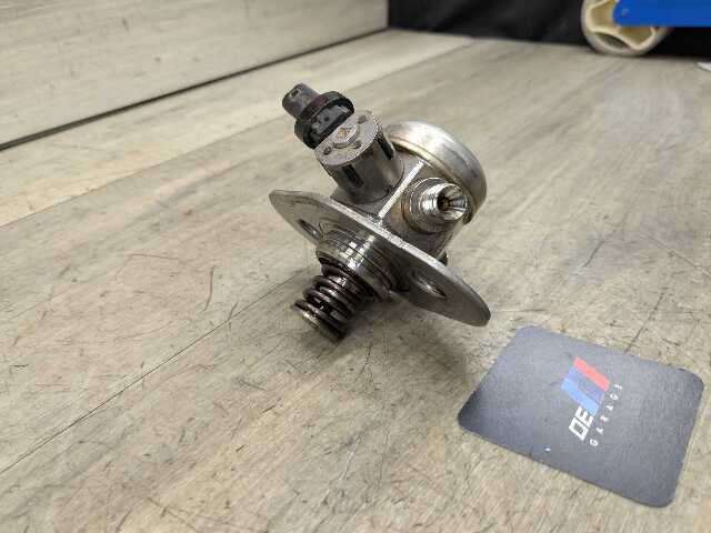 OEM BMW G11 G12 G30 M550 750 Alpina B7 HPFP N63R Engine High Pressure Fuel Pump
