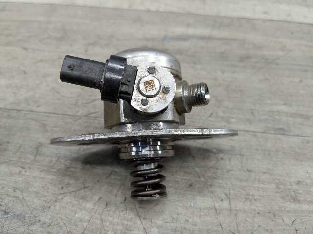 OEM BMW G11 G12 G30 M550 750 Alpina B7 HPFP N63R Engine High Pressure Fuel Pump