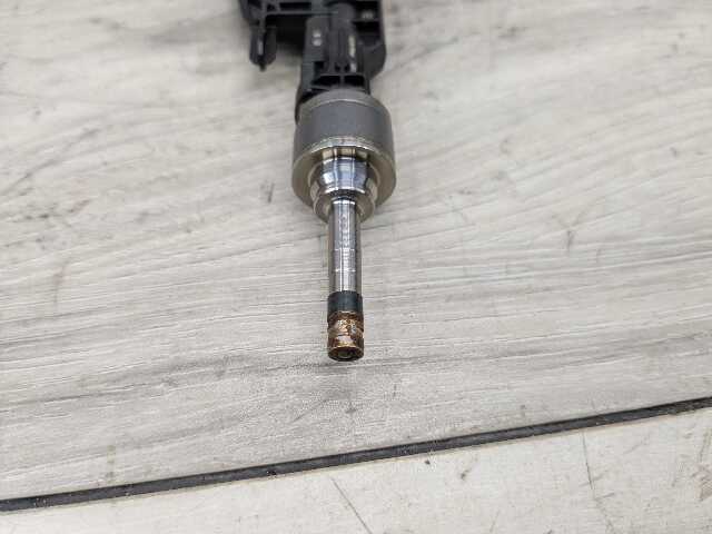 OEM BMW F39 F44 F48 G01 G05 G14 G15 G20 G30 Engine High Pressure Fuel Injectors