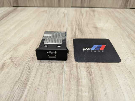 OEM BMW F44 F48 F97 G01 G05 G12 G20 G30 G80 USB Dual Type C Charger Port Socket