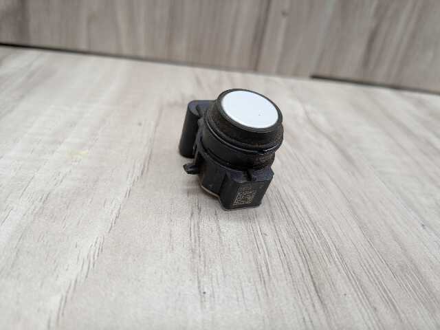 OEM BMW F22 F23 F87 M2 Bumper Parking Distance PDC Sensor White