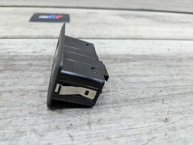 OEM BMW F02 F10 F12 F30 F80 F25 F90 G30 G01 X5 Rear Trunk Lid Center Lock Switch