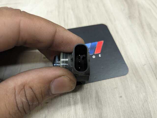 OEM BMW F15 F39 F90 G01 G12 G30 X3 X5 Bumper Parking Distance PDC Sensor Blue*