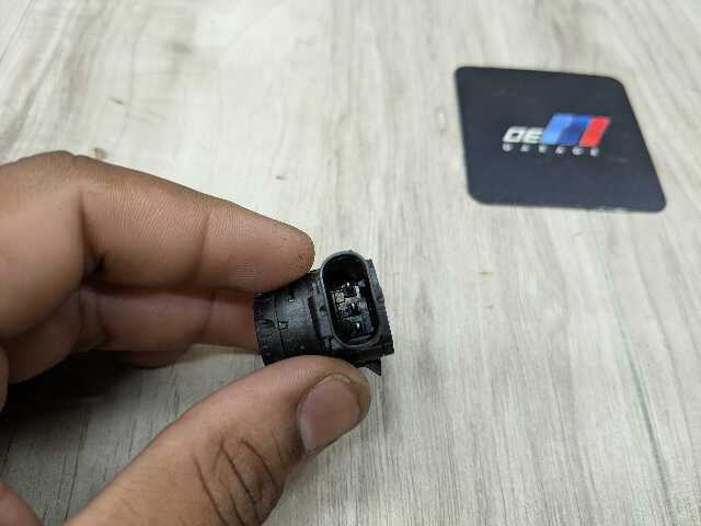 OEM BMW F44 G01* G05 G16 G20 G26 G30* G80 M3 M4 Bumper Parking PDC Sensor White