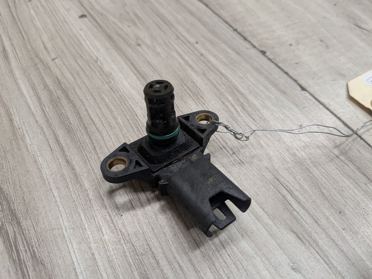 2007-2013 BMW 335i E92 Manifold Absolute Pressure (MAP) Sensor 7560063 OEM
