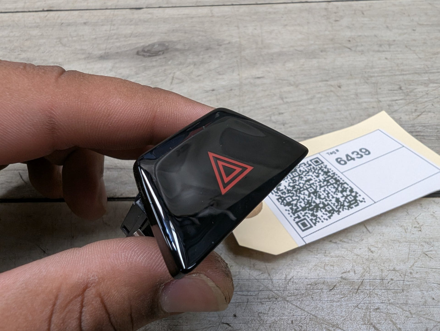 2017-2023 BMW 530i G30 Hazard Warning Switch 6993046