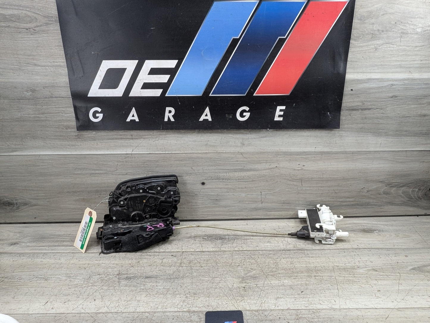 2017 BMW 740i G12 Rear Right Passenger Door Latch Lock Actuator w/ Soft Close 2581898 OEM BMW G12 740 750 B7 REAR RIGHT PASSENGER Door Lock Latch Actuator SOFT CLOSE