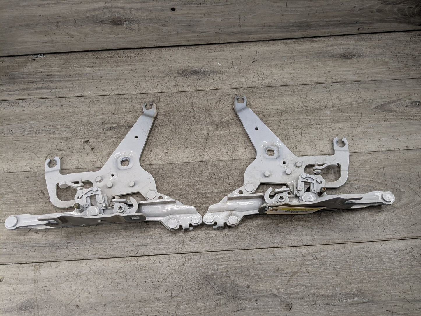 OEM BMW F15 F16 F85 X5 X6 Left Right Hood Hinge Support Bracket Brace SET
