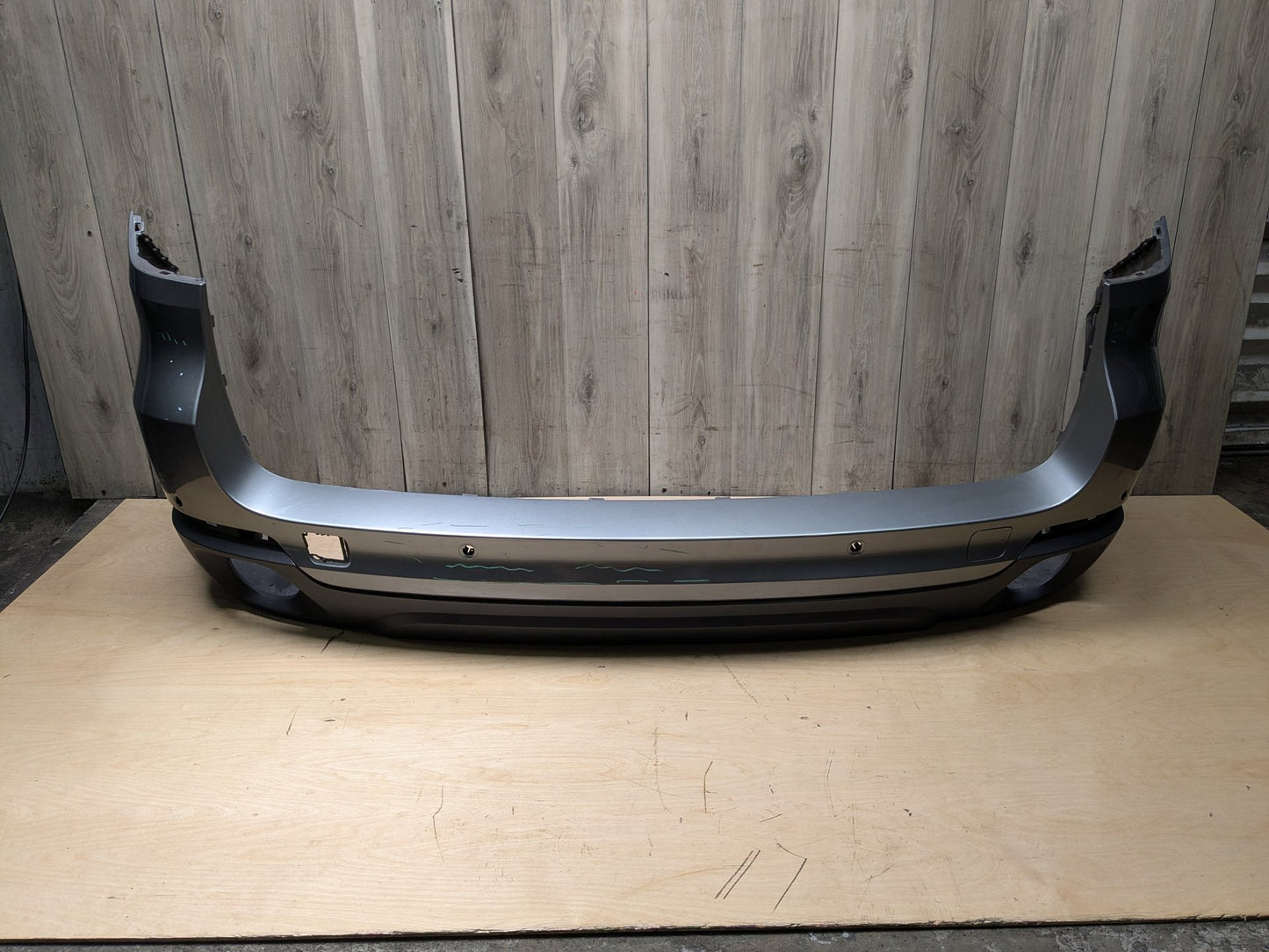 *14-18 OEM BMW F15 X5 Rear Bumper Cover PDC Holes w/ Diffuser N55 N57 Gray A52 SPACEGRAU METALLIC (A52)