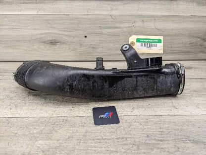 09-19 OEM BMW F12 F13 F15 F16 X5 X6 Front Right Intercooler Upper Charge Pipe