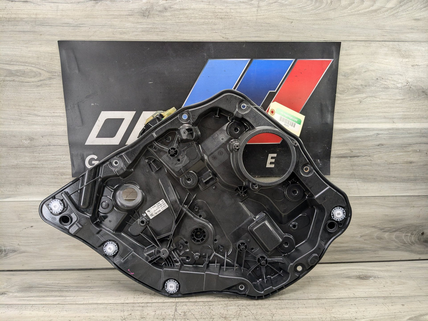 2019 BMW 330i G20 Rear Left Driver Door Window Glass Regulator Motor 7432235 OEM BMW G20 G80 330 M340 M3 REAR Left Driver Door Window Regulator Motor