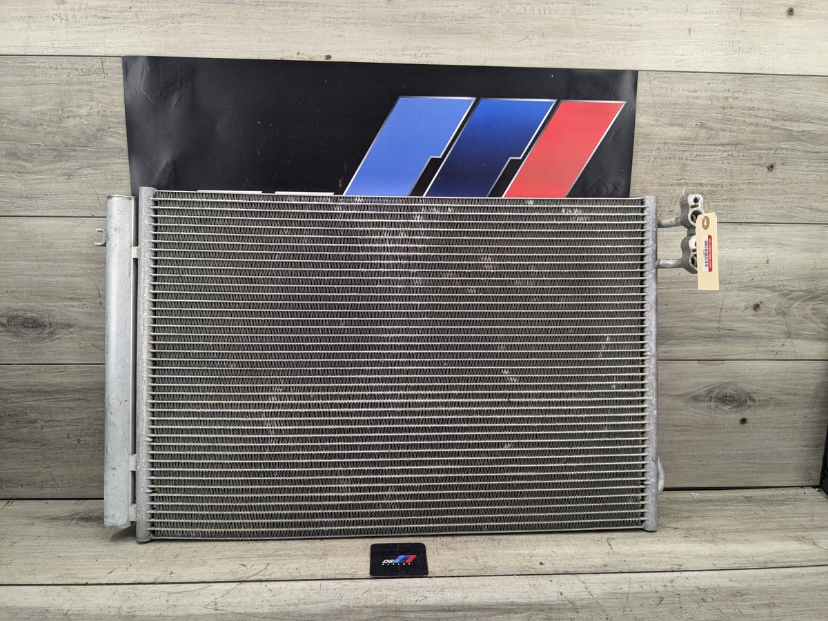 07-13 OEM BMW E82 E88 E90 E92 E93 Engine N52 S65 Main A/C AC Condensor Cooling